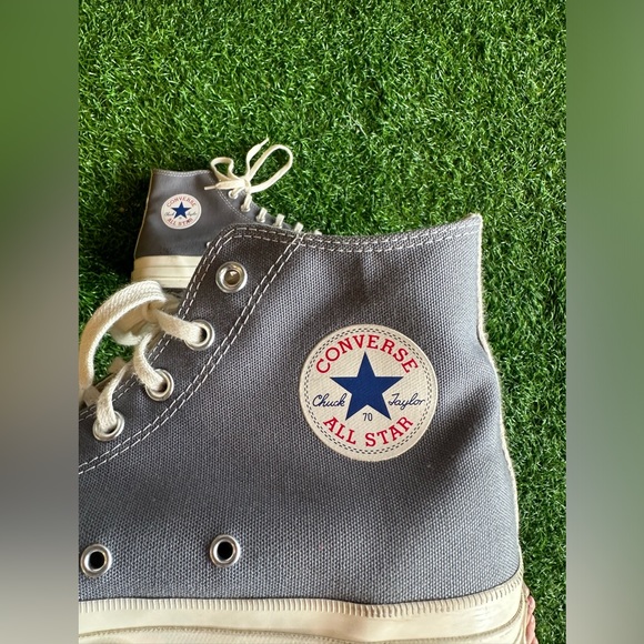 Converse x Comme des Garçons PLAY Chuck 70 - Picture 5 of 8